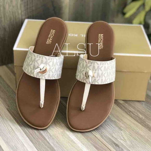 Michael Kors Cindy Sandal Mini Logo PVC Vanilla - Picture 5 of 7